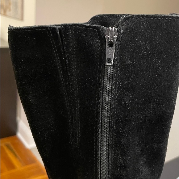 La Canadienne Black Suede Boots - size 6.5 - Picture 5 of 5